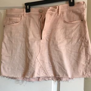 EXPRESS light pink skirt
